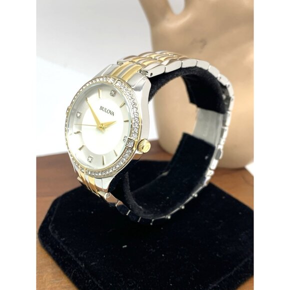 Bulova Women\'s Watch 98L273 Mother of Pearl Dial Two Tone Stainless Steel 32mm main image 12